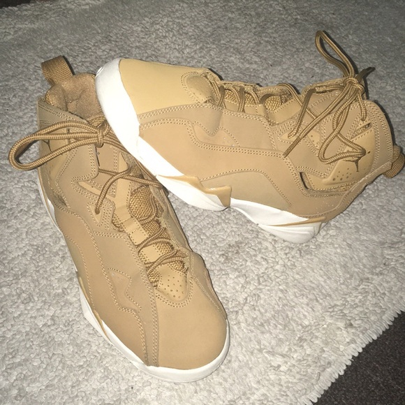 jordan true flight tan